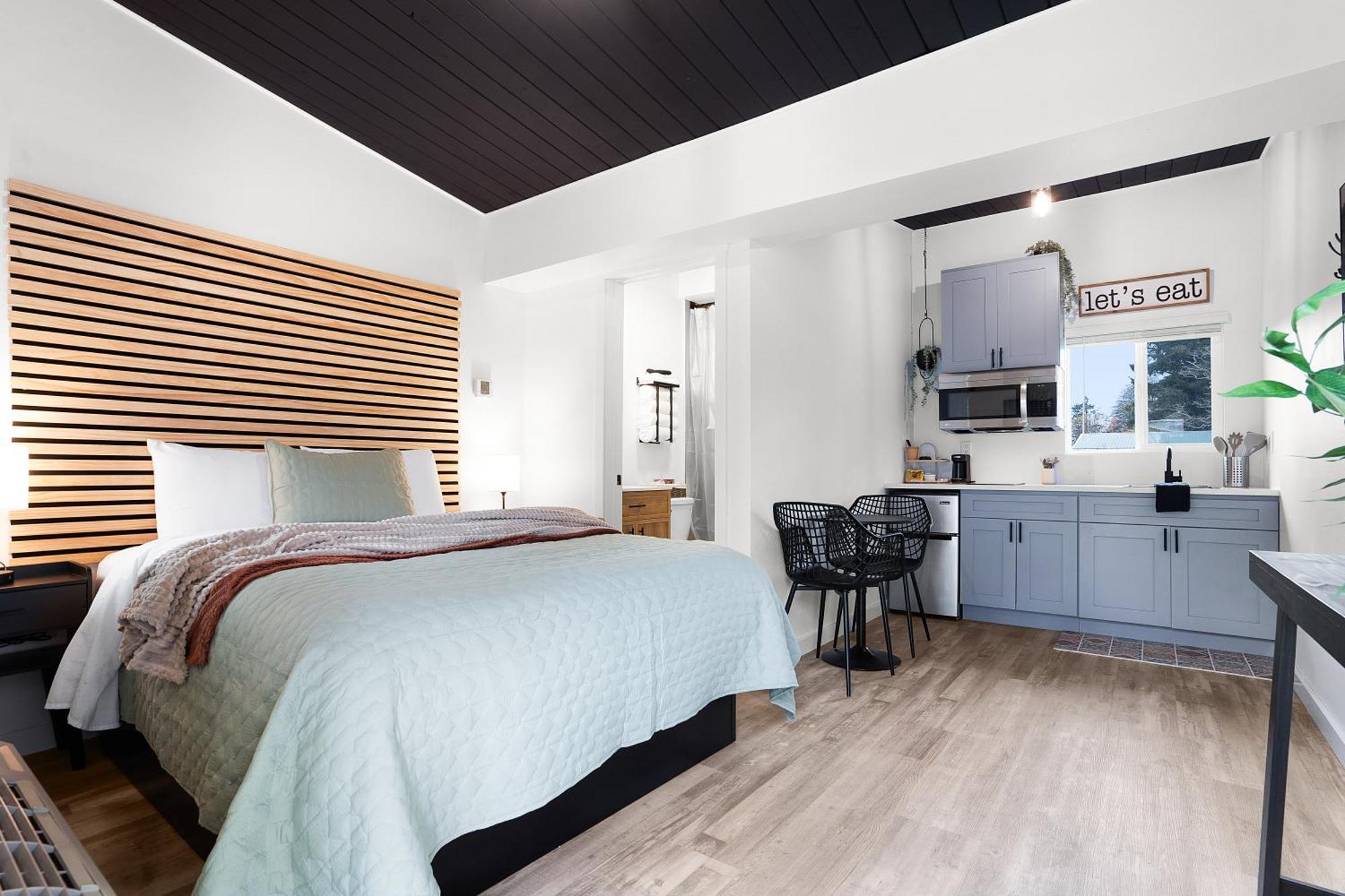 South Bay Inn Уестпорт Екстериор снимка
