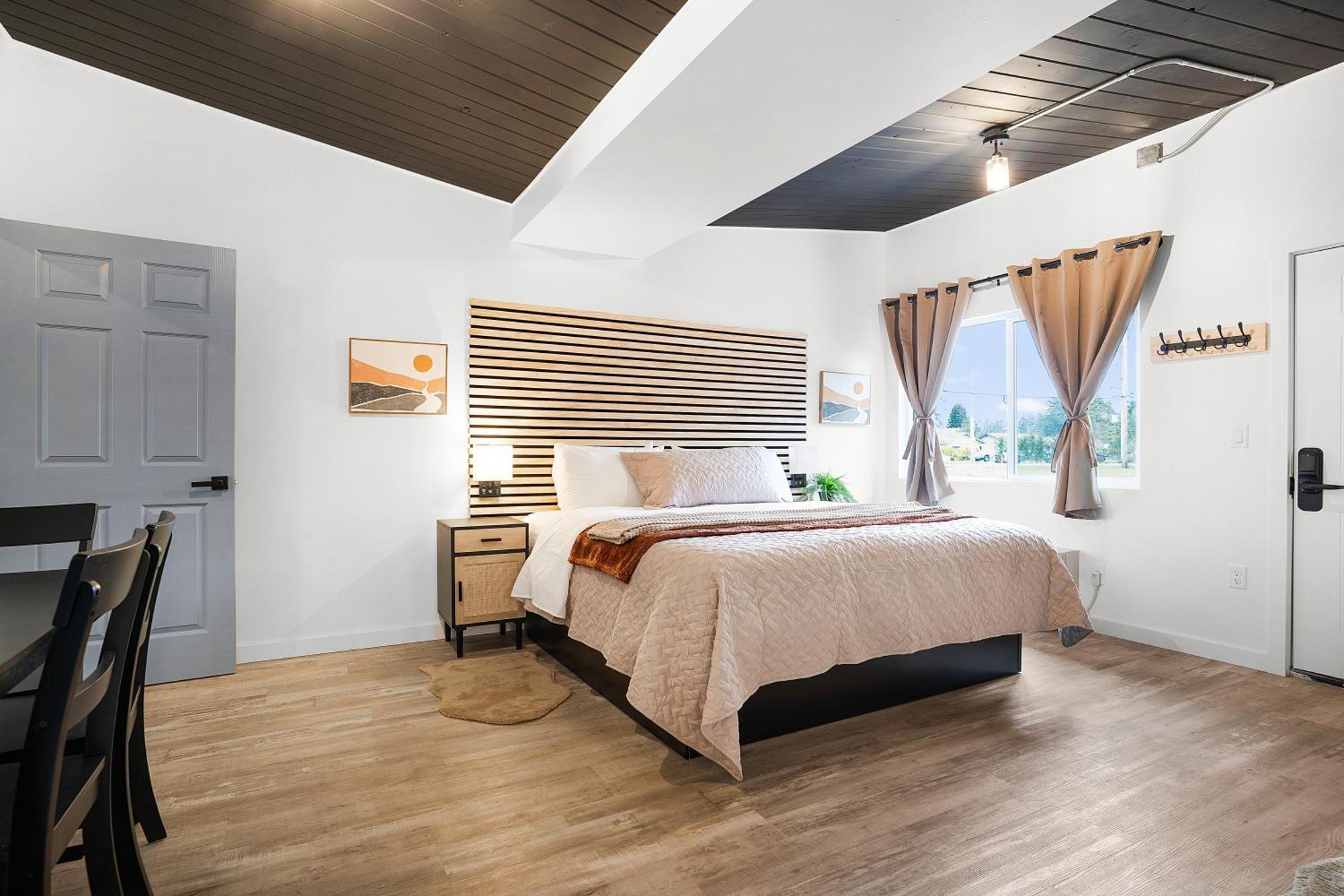 South Bay Inn Уестпорт Екстериор снимка