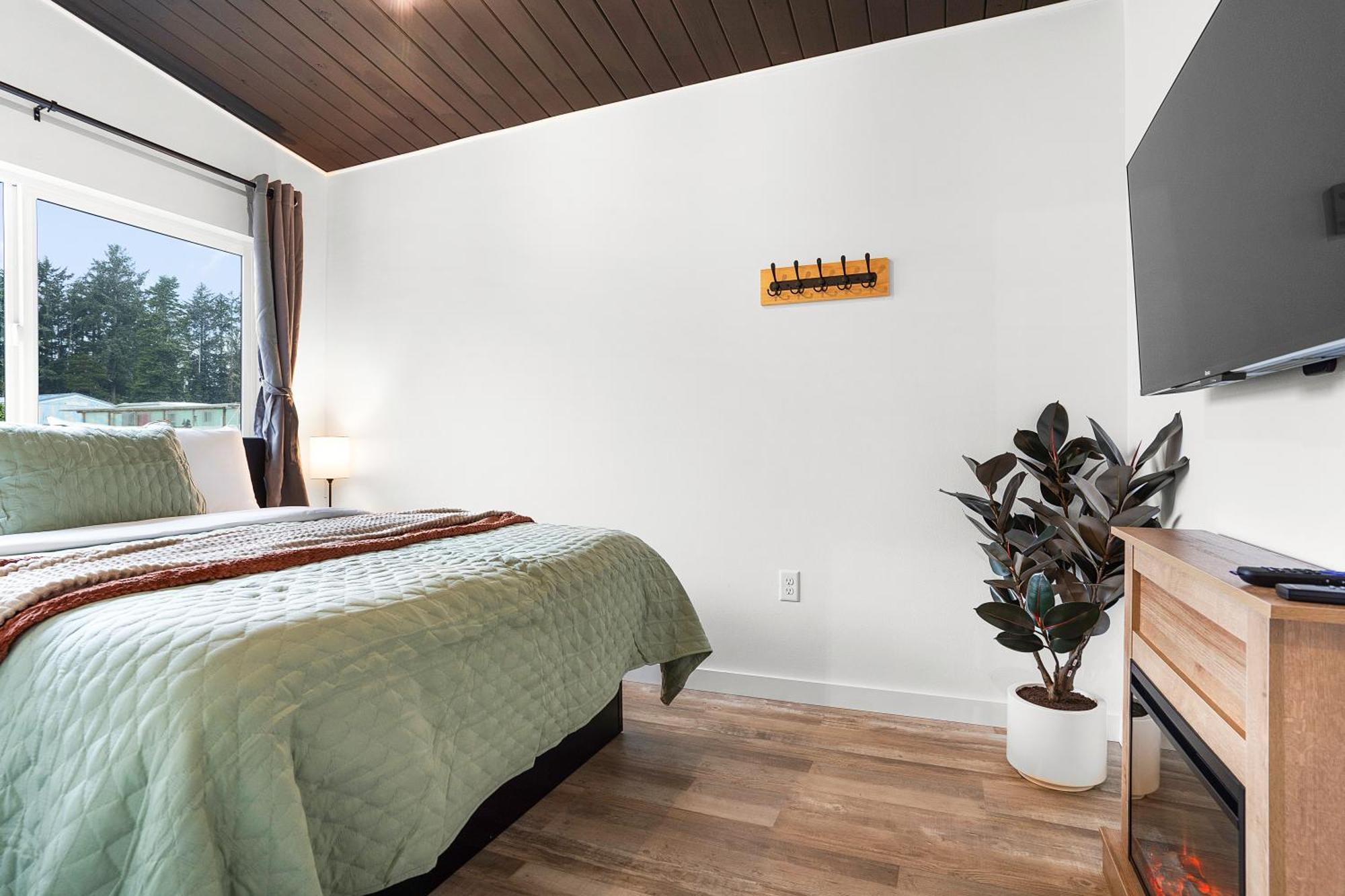 South Bay Inn Уестпорт Екстериор снимка