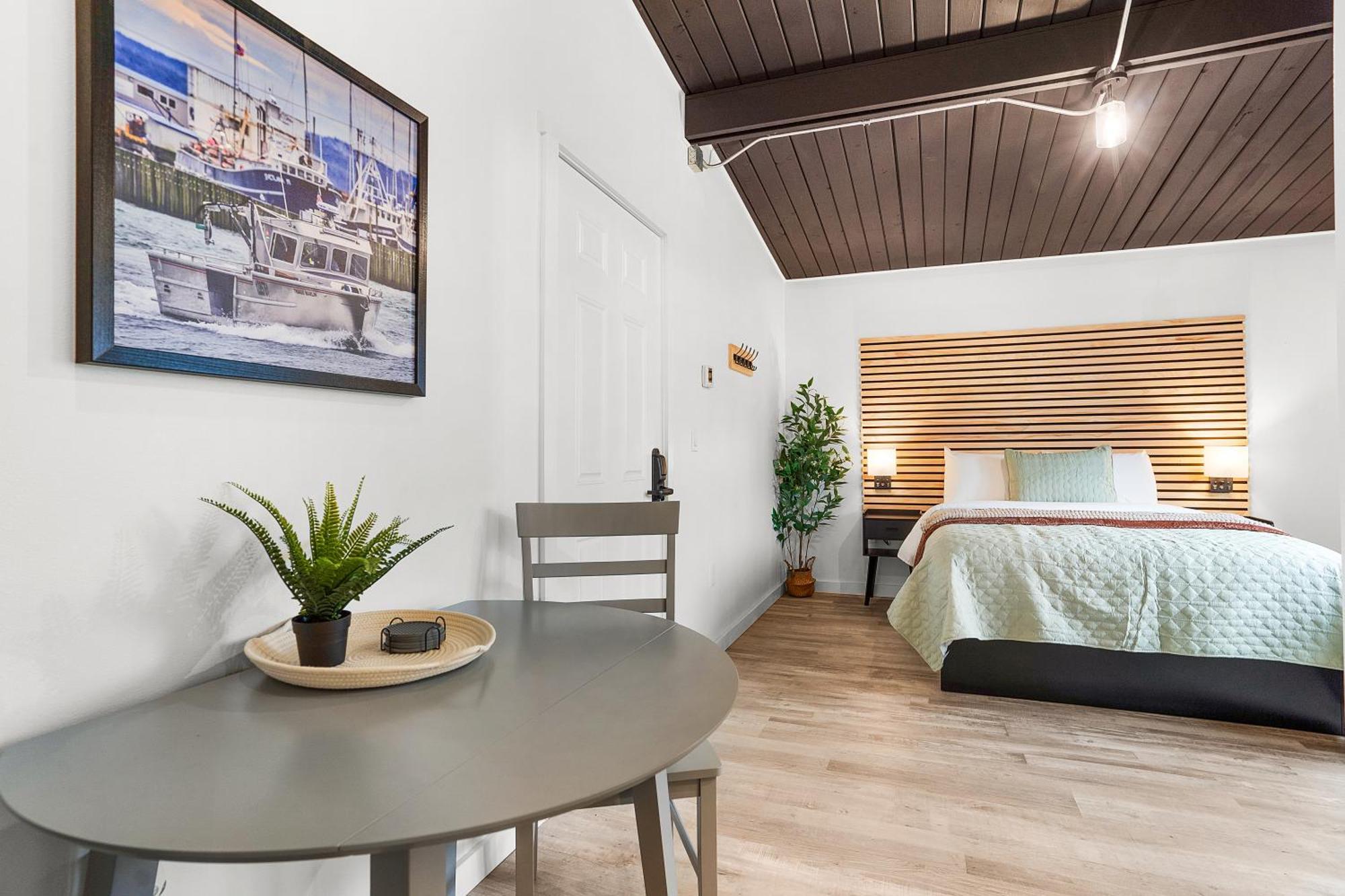South Bay Inn Уестпорт Екстериор снимка